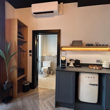 Crescent Place By Mansley Cheltenham Bagian luar foto